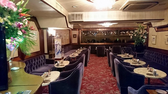 銀座8丁目のクラブラベンダー